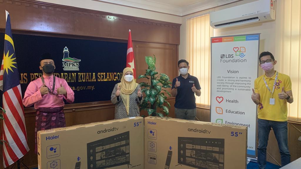 Smart TV Donation to Majlis Daerah Kuala Selangor (10 Sept 2021)