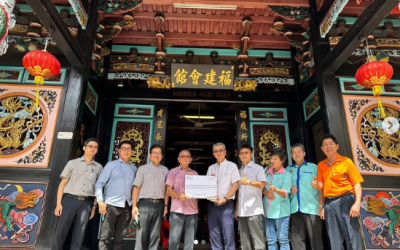 LBS Foundation has donated RM 10,000 to the Malacca Hokkien Huay Kuan